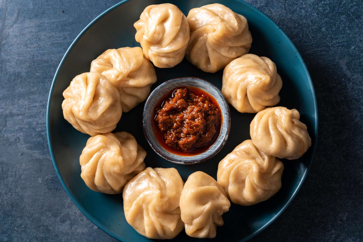MOMO MAGIC – CHICKEN